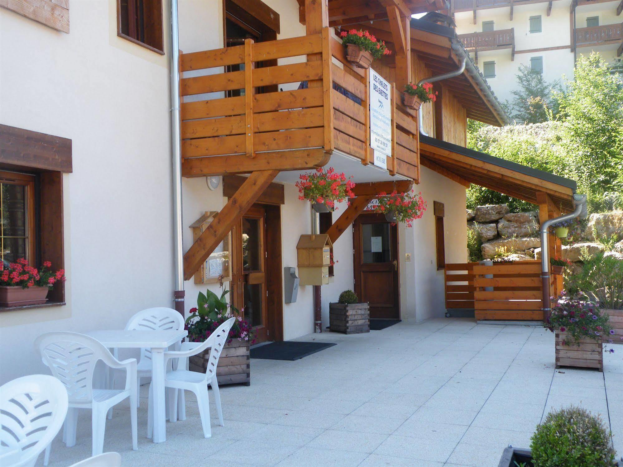 Residence Nemea Les Chalets Des Evettes Флюме Экстерьер фото